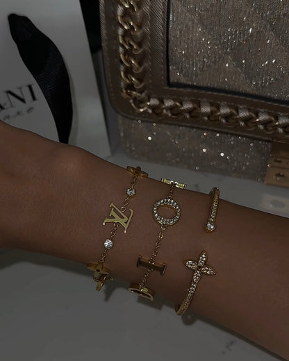 Pulsera de CD de Oro | Elegancia Atemporal