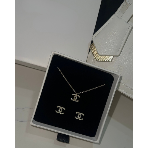 CC Set Oro | Elegancia y Brillo